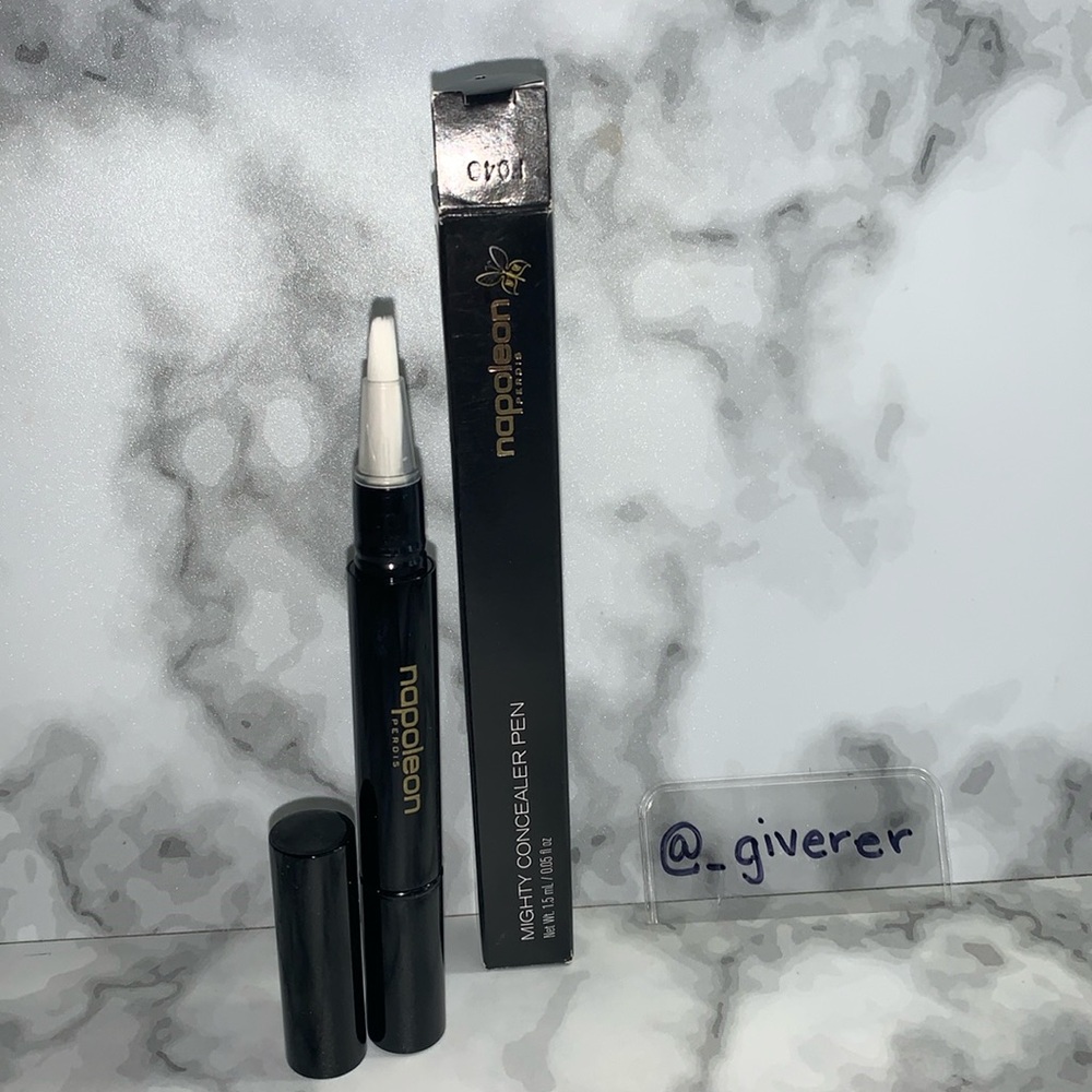 NEW Mellow Yellow Napoleon Perdis Mighty Concealer Pen